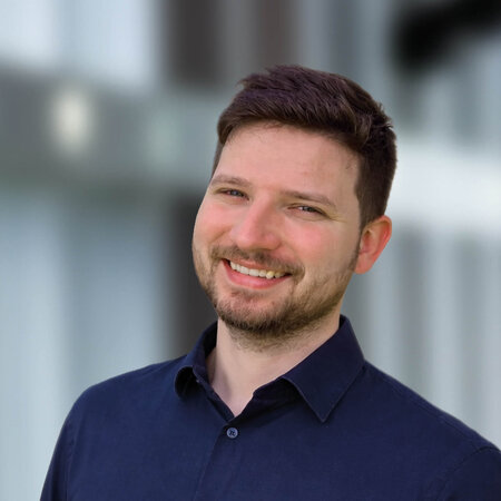Portrait photo of Martin